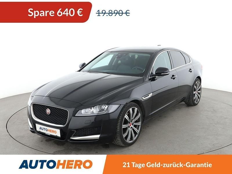 Schwarz Gebraucht 2016 Jaguar XF Portfolio Limousine | 19.250 € (Fairer Preis) - Bild 1/3
