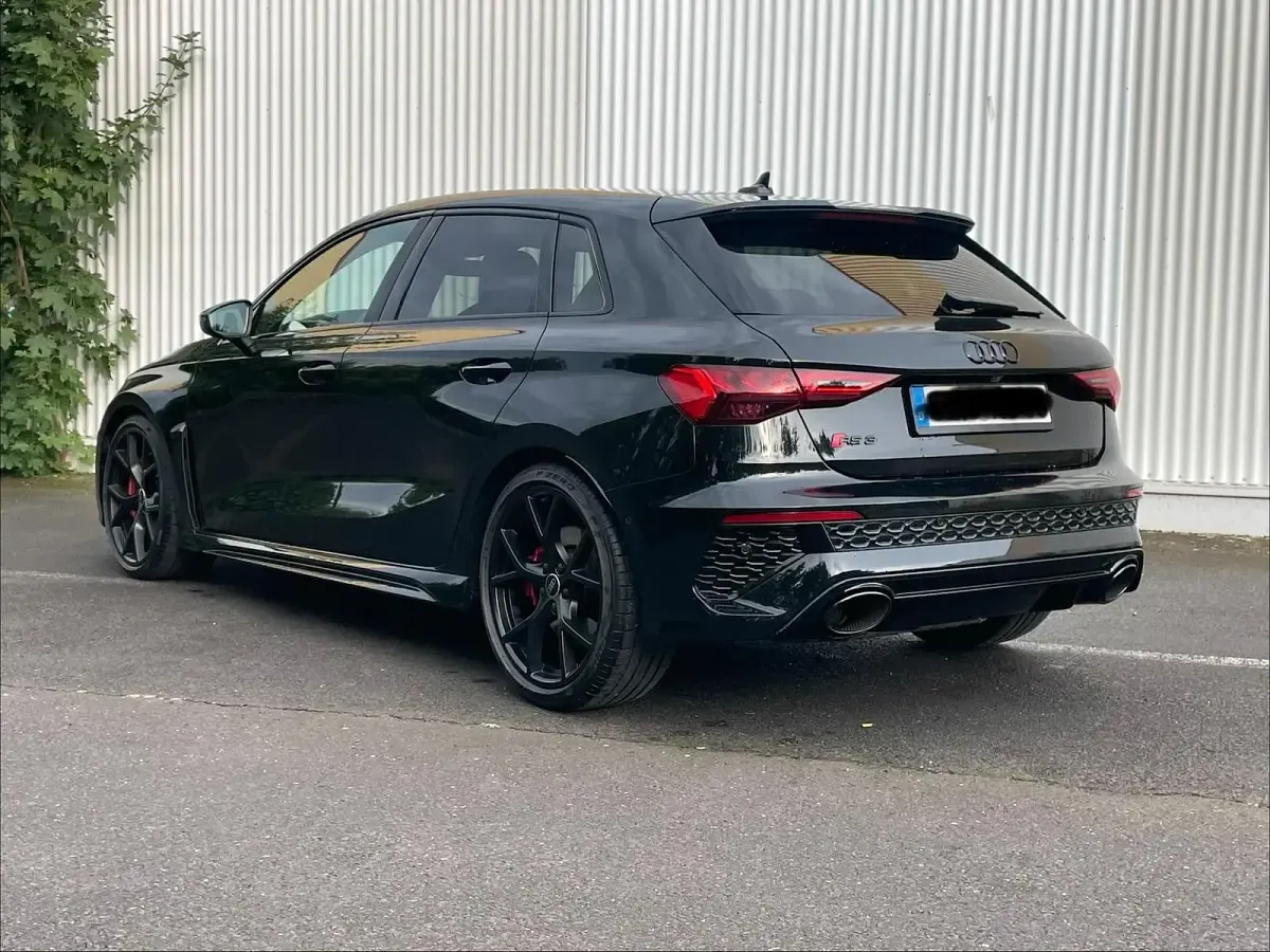 Gebraucht Audi RS3 Sportback Design 400 PS (294 kW) 2024 Schwarz Kleinwagen