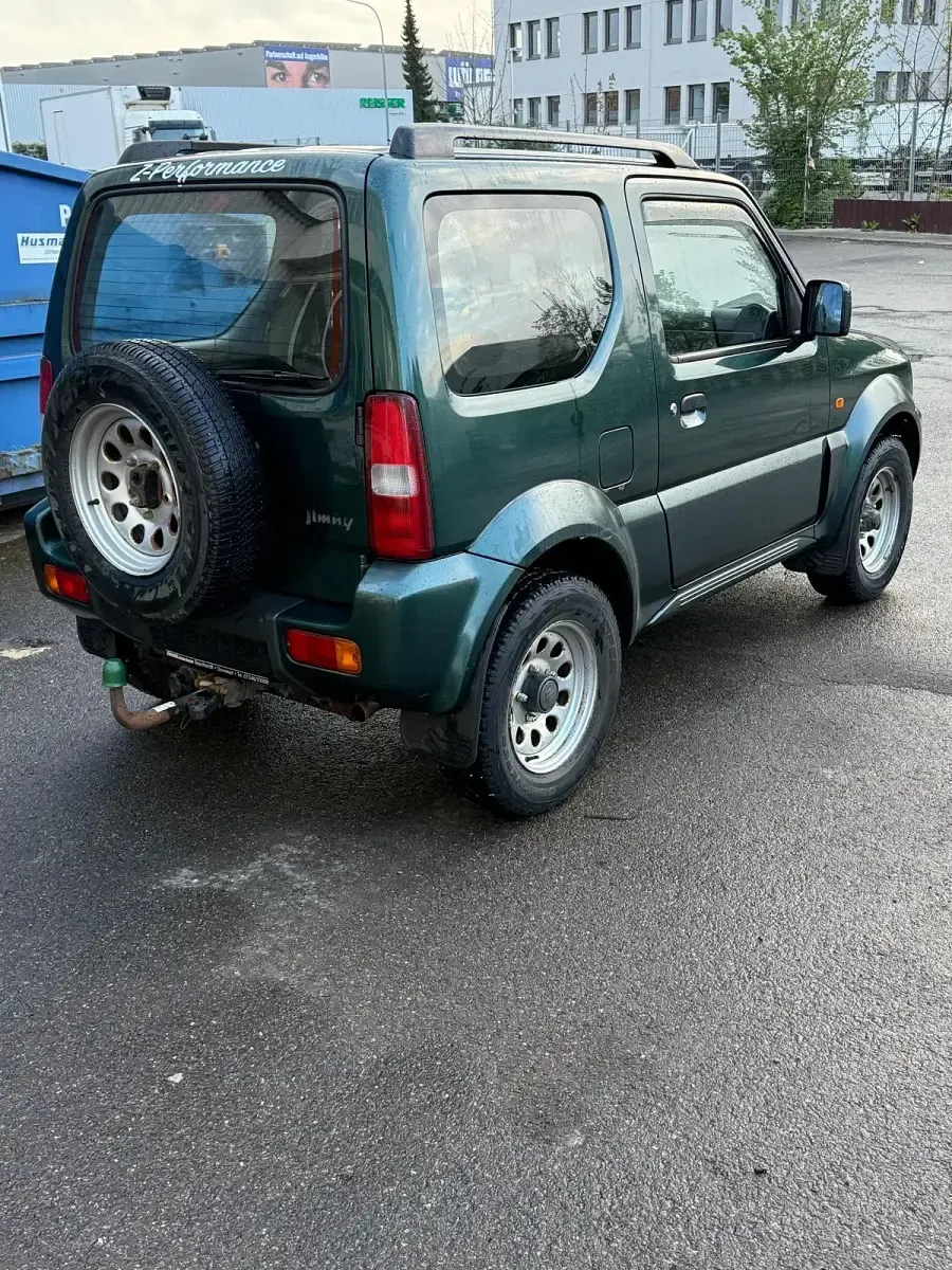 Gebraucht Suzuki Jimny 85 PS (62 kW) 2008 Grün SUV