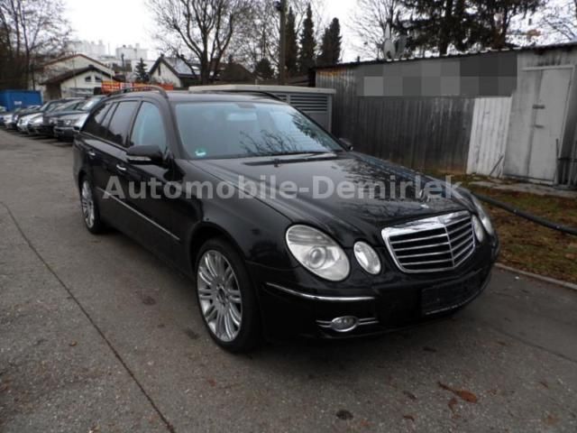 Gebraucht Mercedes E320 Avantgarde 224 PS (164 kW) 2006 Schwarz metallic Kombi