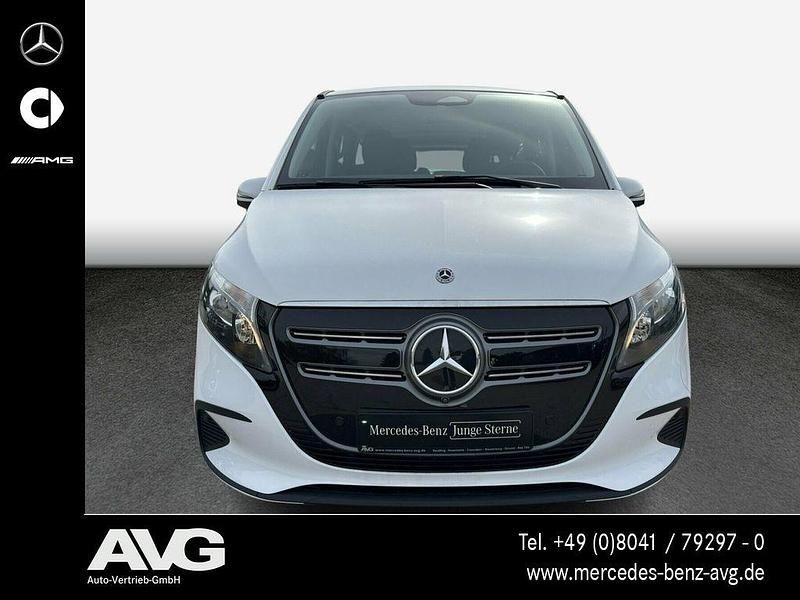 Gebraucht Mercedes EQV300 150 kW (204 PS) 2024 Arktikweiß Van / Kleinbus