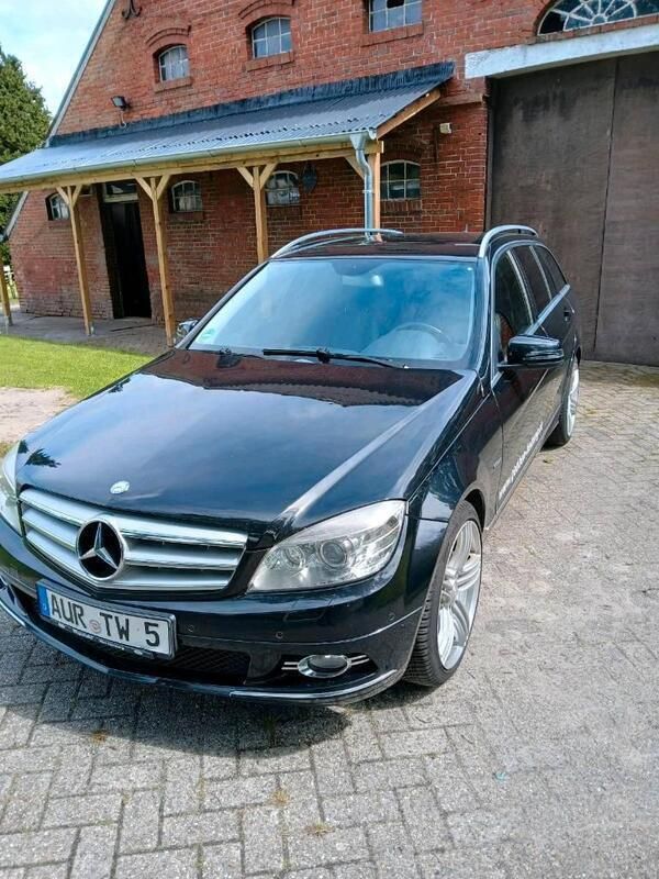 Schwarz Gebraucht 2009 Mercedes C250 Kombi | 6.900 € (Fairer Preis) - Bild 1/4