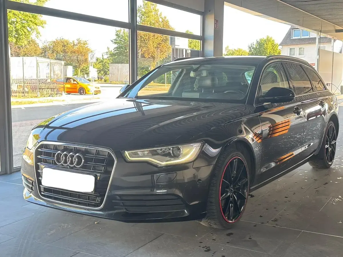 Gebraucht Audi A6 204 PS (150 kW) 2012 Schwarz Kombi