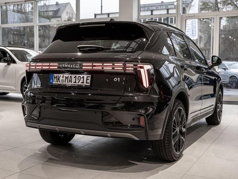 Neu Lynk & Co 01 280 PS (205 kW) 2025 Sparkling black SUV
