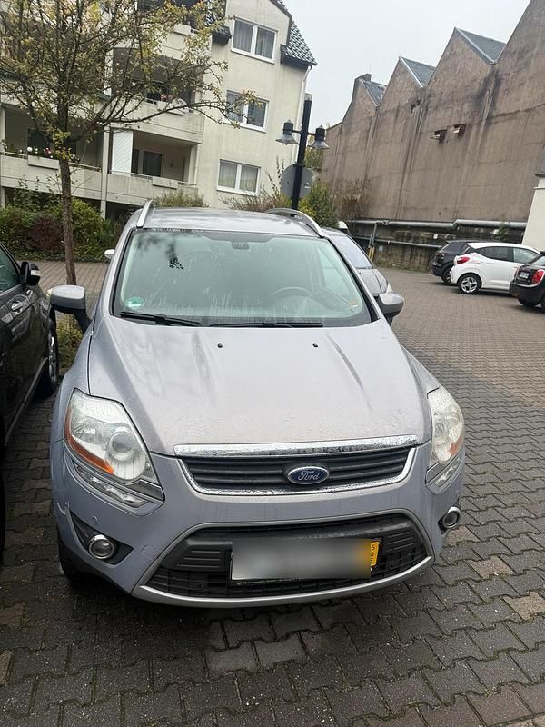 Grau Gebraucht 2012 Ford Kuga SUV | 6.900 € (Fairer Preis) - Bild 1/4