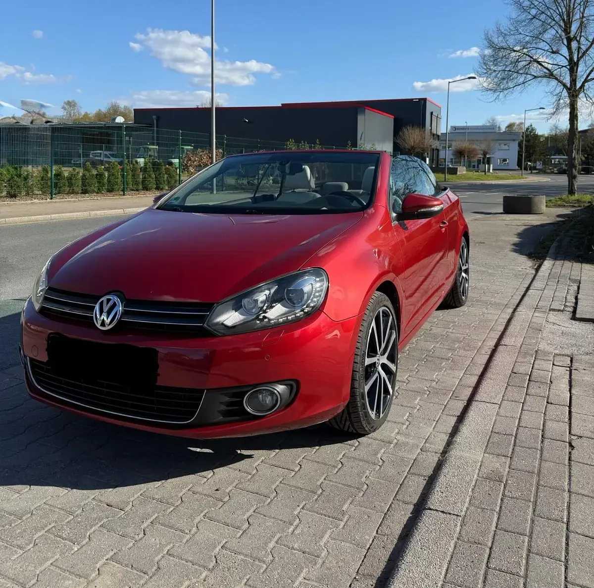 Gebraucht VW Golf Cabriolet 160 PS (117 kW) 2012 Rot Cabrio