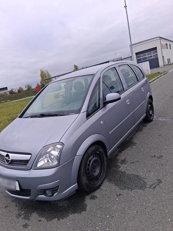 Gebraucht Opel Meriva 95 PS (69 kW) 2008 Silber Van / Kleinbus