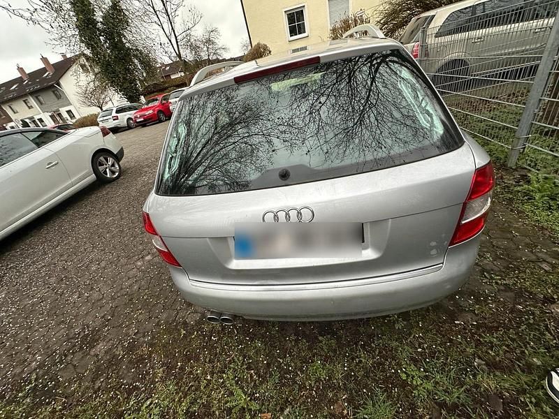 Używany Audi A4 130 KM (95 kW) 2005 Srebrny Kombi