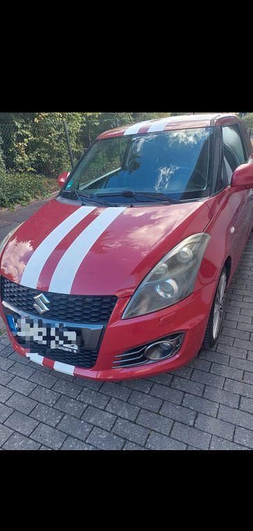 Rot Gebraucht 2012 Suzuki Swift Sport Kleinwagen | 7.500 € (Fairer Preis) - Bild 1/4