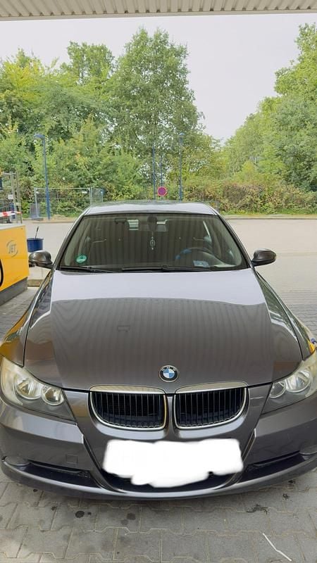 Schwarz Gebraucht 2007 BMW 530 Limousine | 4.800 € (Superpreis) - Bild 1/4