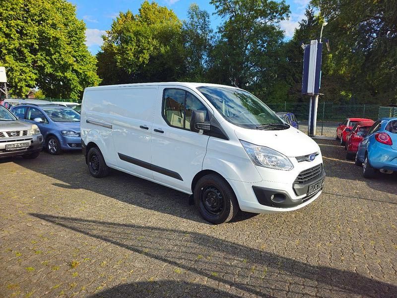 Weiß Gebraucht 2017 Ford Transit Custom Trend Van / Kleinbus | 10.990 € (Guter Preis) - Bild 1/4