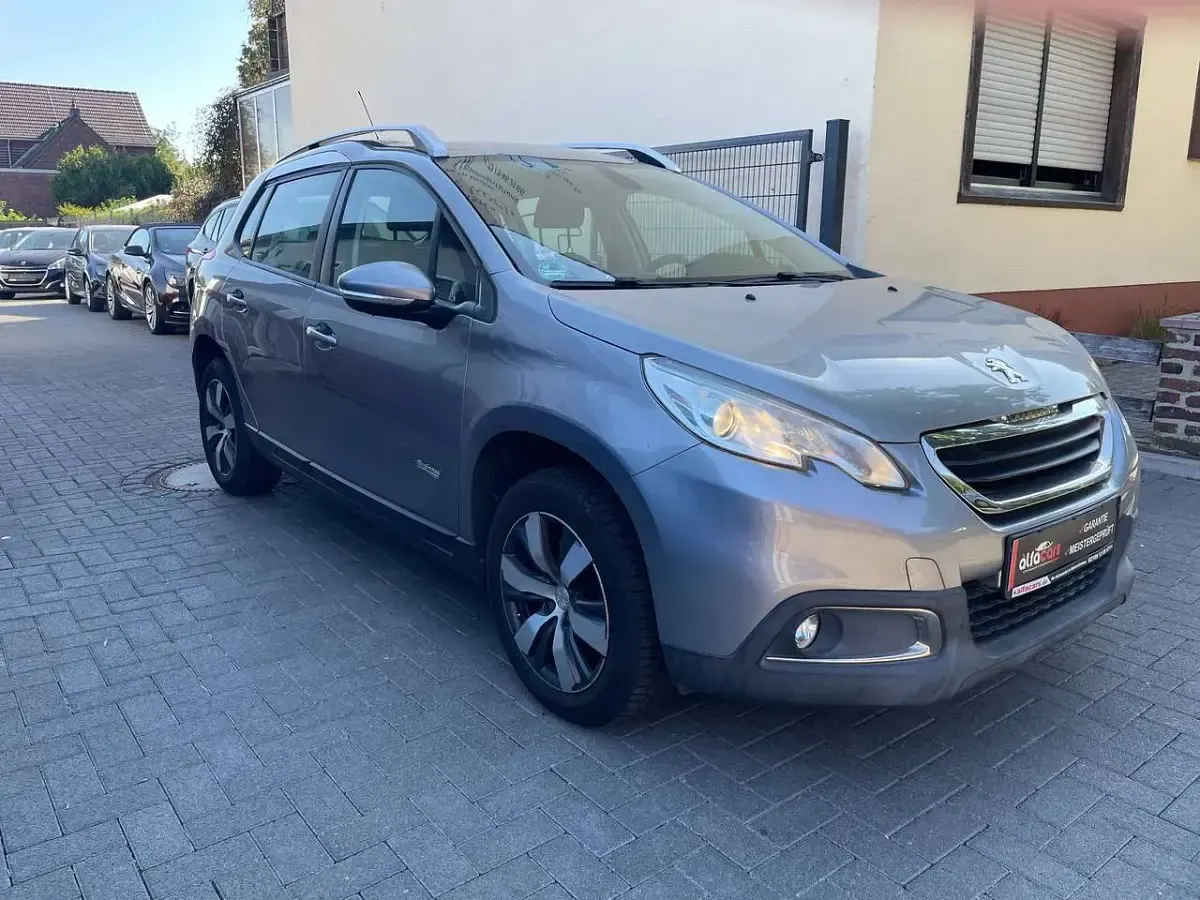 Gebraucht Peugeot 2008 Business-Line 114 PS (83 kW) 2015 Lack grau artense/metallic SUV