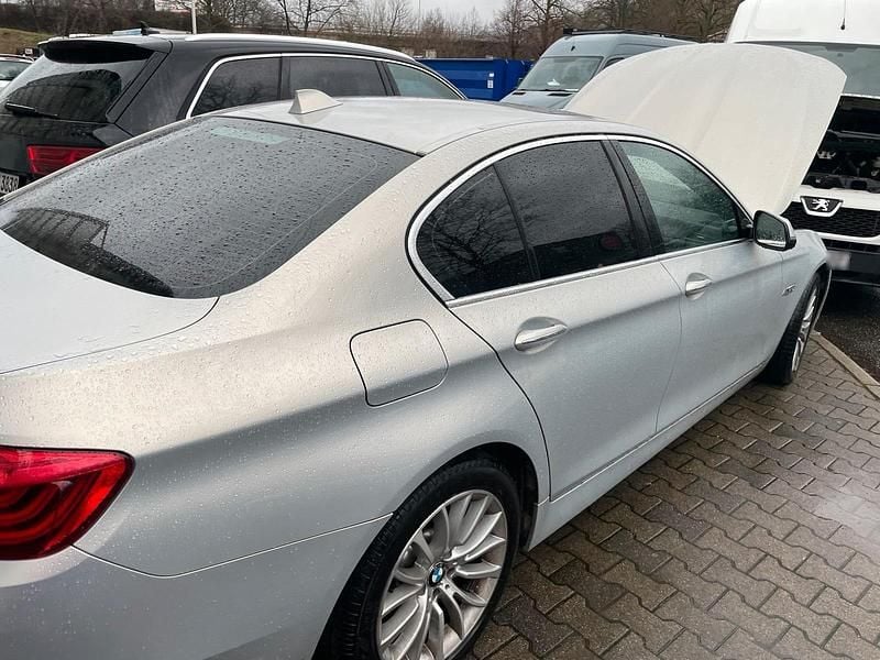 Second-hand BMW 550 449 CP (330 kW) 2013 Argintiu Berlinǎ