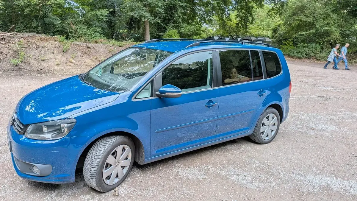 Gebraucht VW Touran 2012 Blau Van / Kleinbus