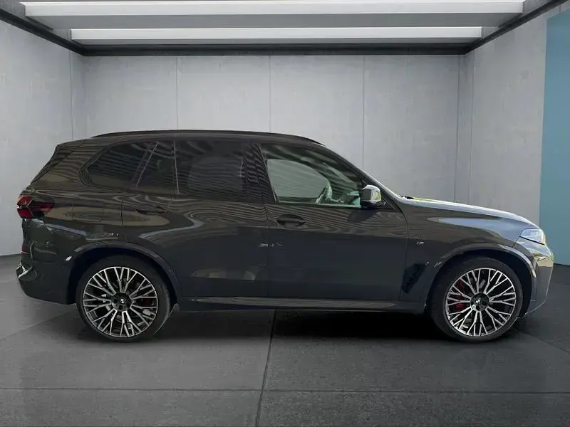 Gebraucht BMW X5 M Sport 340 PS (250 kW) 2024 Grau SUV