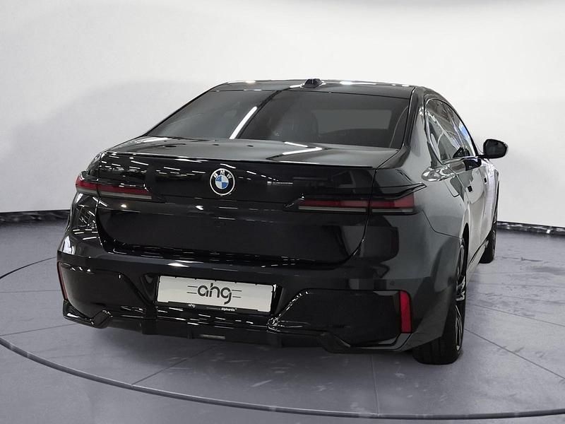 Neu BMW 740 299 PS (219 kW) 2026 Schwarz Limousine