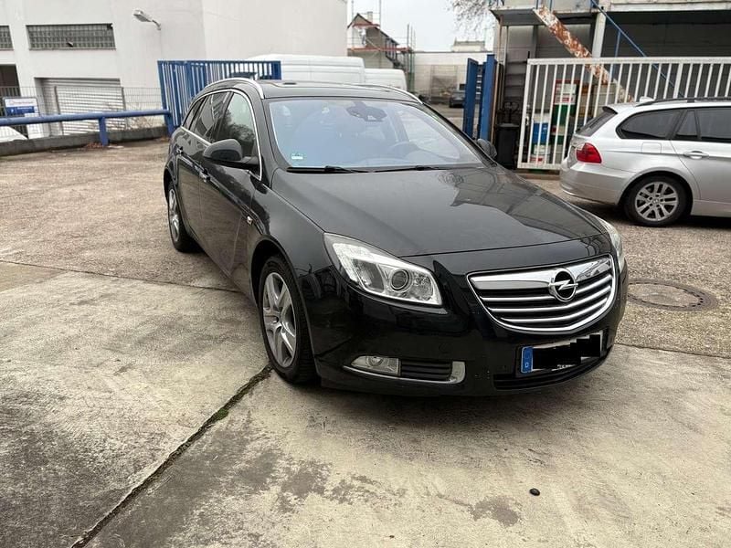 Graphitschwarz/carbon Gebraucht 2012 Opel Insignia Innovation Kombi | 4.699 € (Guter Preis) - Bild 1/4
