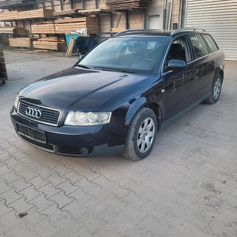 Gebraucht Audi A4 130 PS (95 kW) 2002 Schwarz Kombi