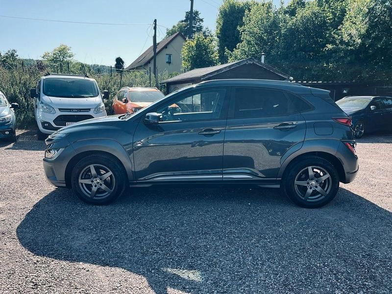 Gebraucht Hyundai Kona 120 PS (88 kW) 2021 Grau SUV