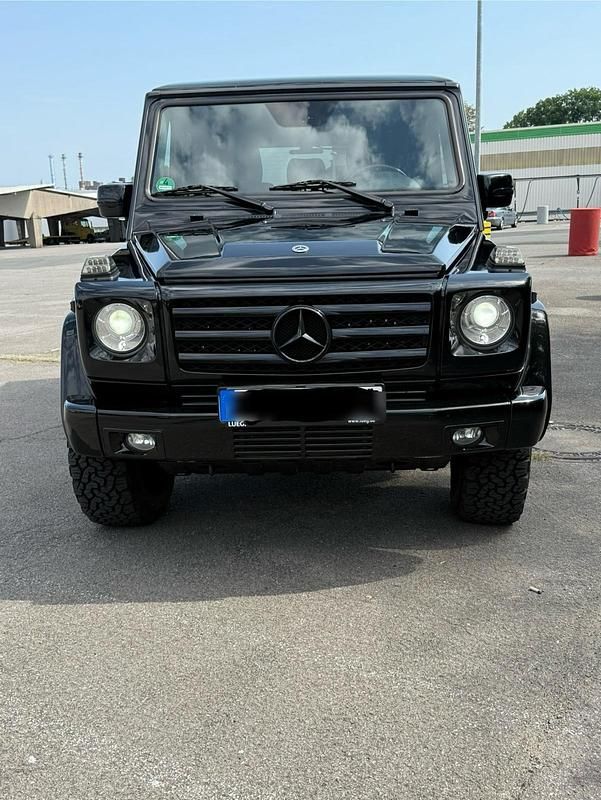 Schwarz Gebraucht 2009 Mercedes G320 SUV | 48.000 € - Bild 1/4