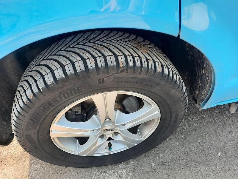 Gebraucht VW T5 131 PS (96 kW) 2008 Blau Van