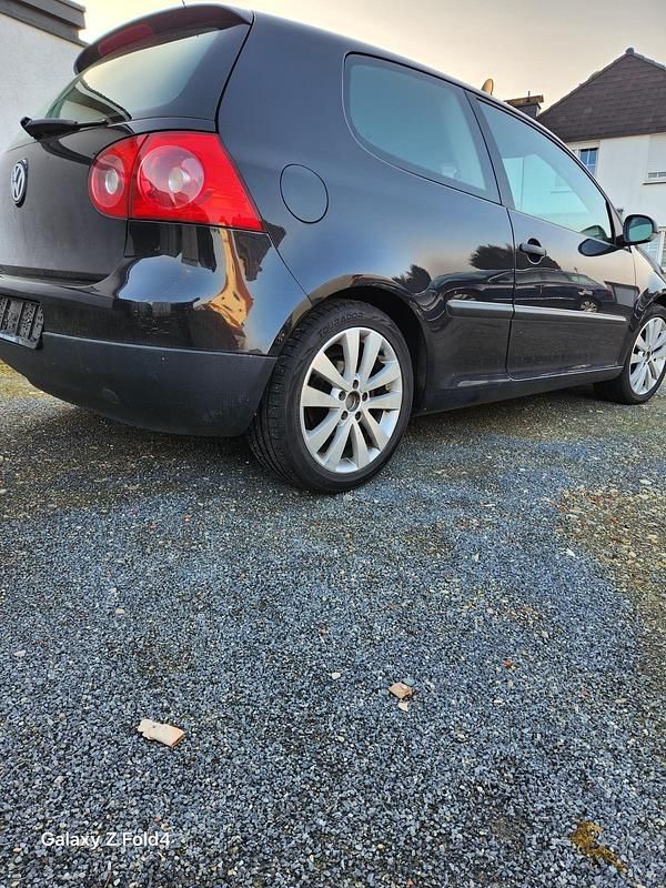 Gebraucht VW Golf V 80 PS (58 kW) 2008 Schwarz Kleinwagen