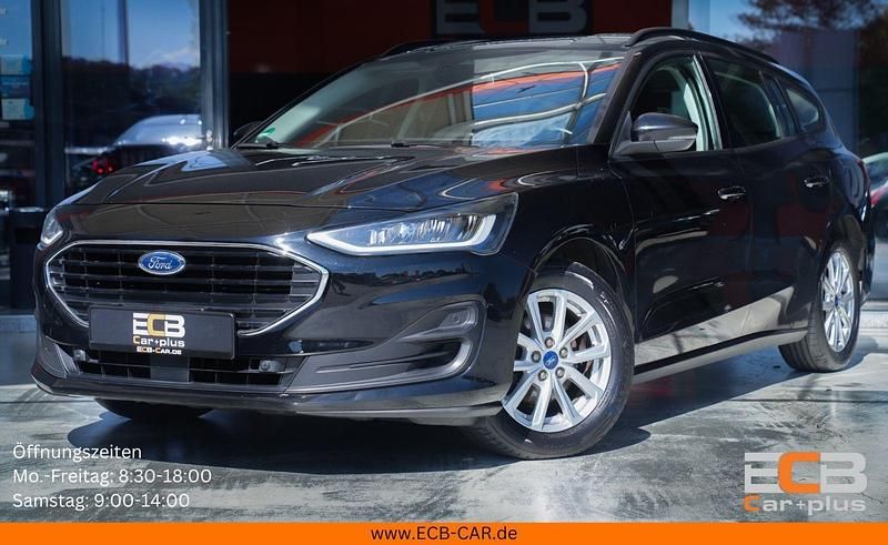 Gebraucht Ford Focus Cool & Connect 120 PS (88 kW) 2022 Schwarz Kombi