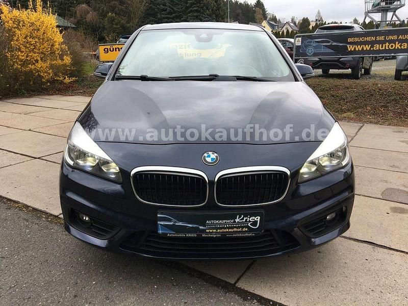 Gebraucht BMW 218 Basis 150 PS (110 kW) 2015 Blau Kombi