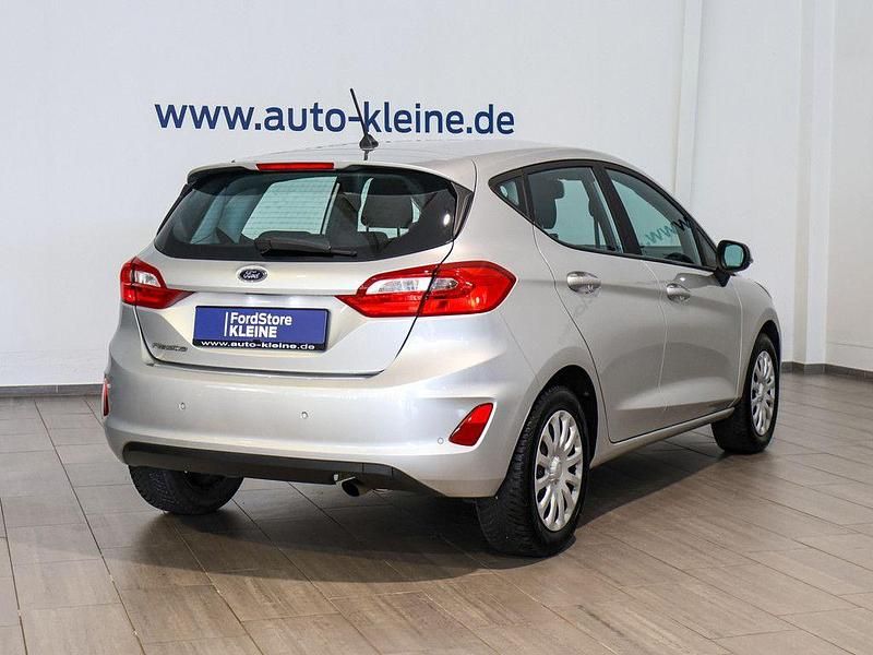 Gebraucht Ford Fiesta Trend 71 PS (52 kW) 2019 Silber Kleinwagen