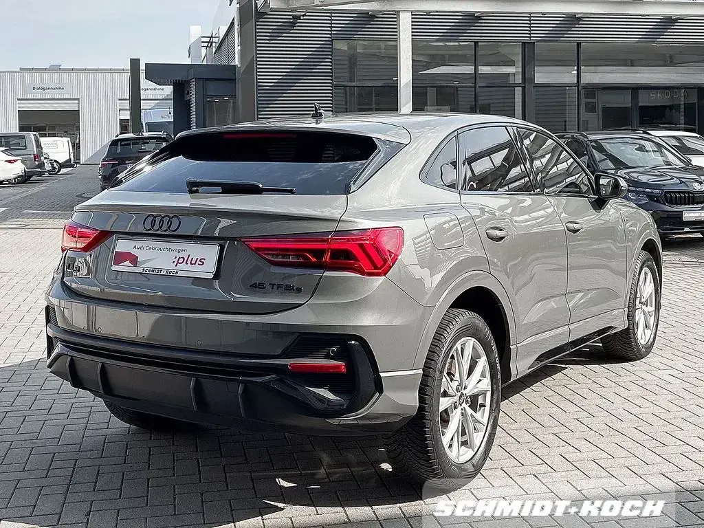 Gebraucht Audi Q3 Sportback S-Line 245 PS (180 kW) 2022 Chronosgrau (silber) SUV