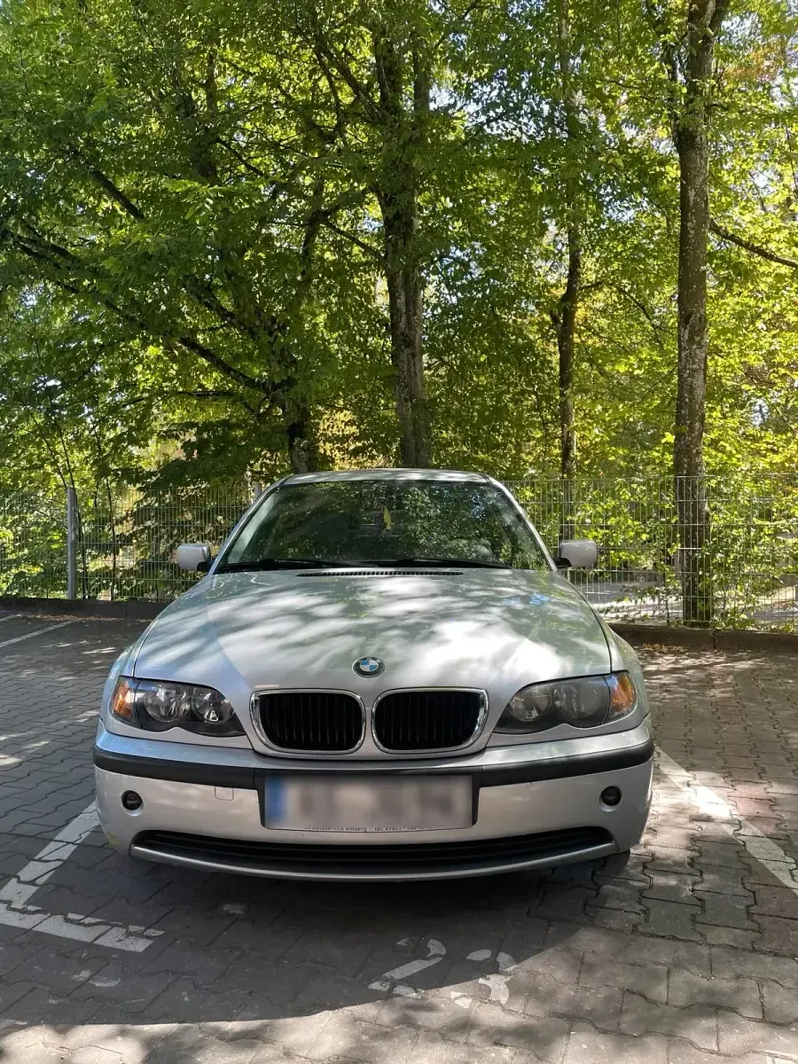 Gebraucht BMW 316 116 PS (85 kW) 2004 Silber Limousine