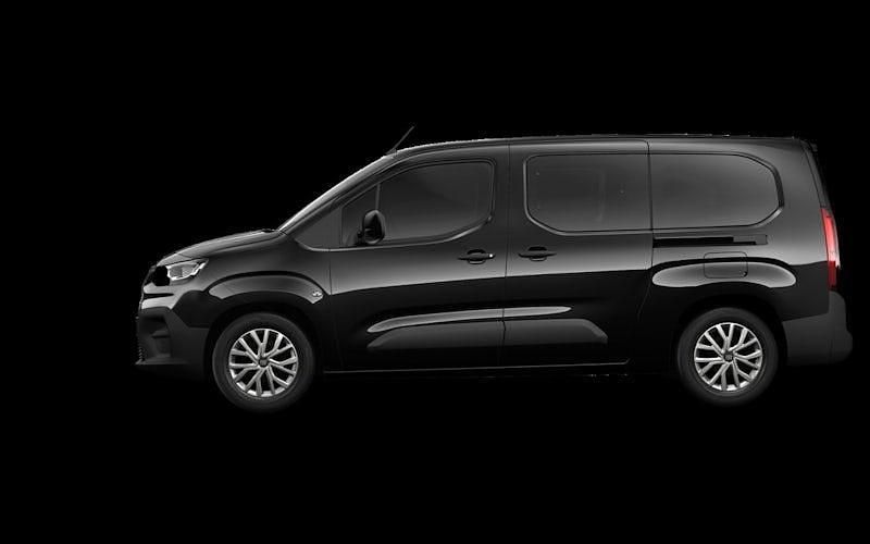 Neu Fiat Doblò 131 PS (96 kW) 2026 Schwarz (schwarz) Van / Kleinbus