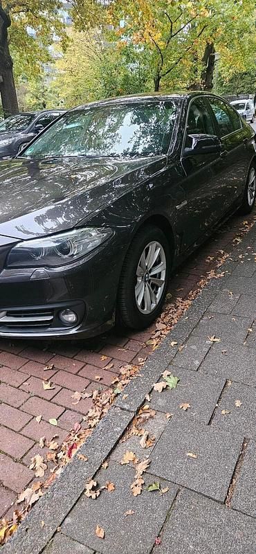 Gebraucht BMW 518 136 PS (100 kW) 2015 Braun Limousine