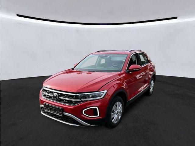Gebraucht VW T-Roc Style 150 PS (110 kW) 2023 Kings red metallic SUV