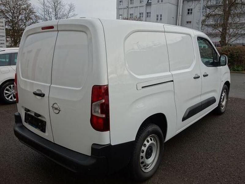 Gebraucht Opel Combo Edition 102 PS (75 kW) 2021 Andere Limousine