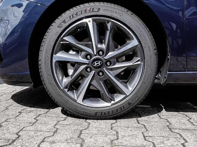 Gebraucht Hyundai i30 Advantage 101 PS (74 kW) 2024 Sailing blue Kombi