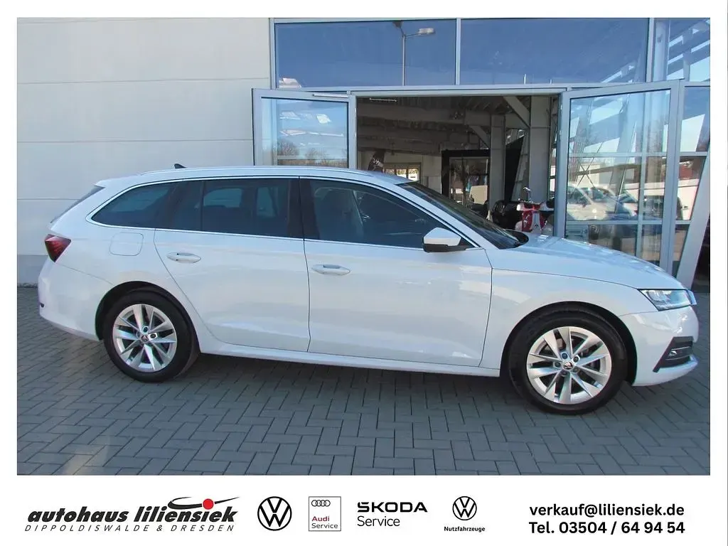 Gebraucht Skoda Octavia Style 150 PS (110 kW) 2022 Weiß Kombi