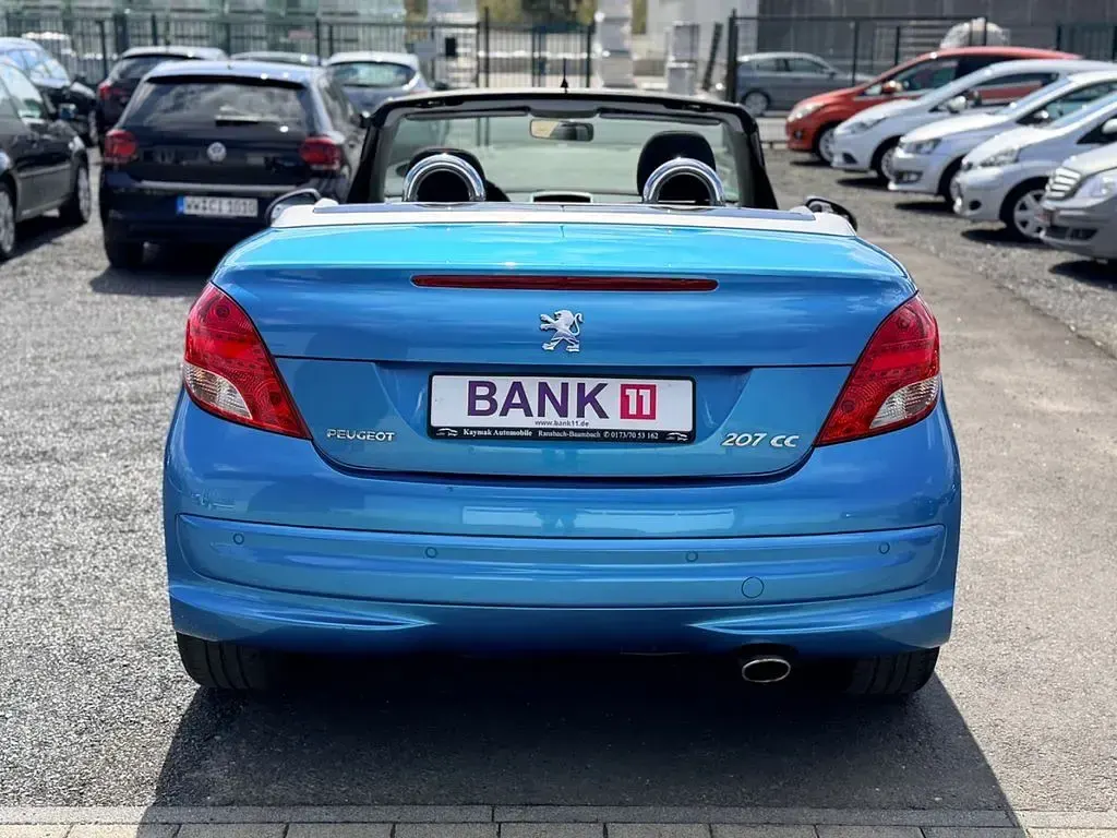 Gebraucht Peugeot 207 CC Premium 111 PS (81 kW) 2011 Blau Cabrio