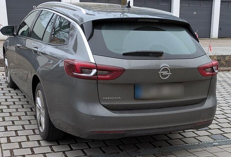 Gebraucht Opel Insignia 136 PS (100 kW) 2018 Silber Kombi