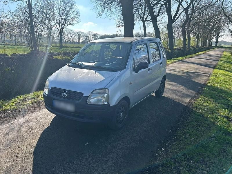 Second-hand Opel Agila 58 CP (42 kW) 2001 Argintiu Monovolum