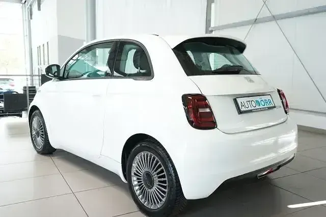 Gebraucht Fiat 500e 86 kW (118 PS) 2023 Weiß Kleinwagen