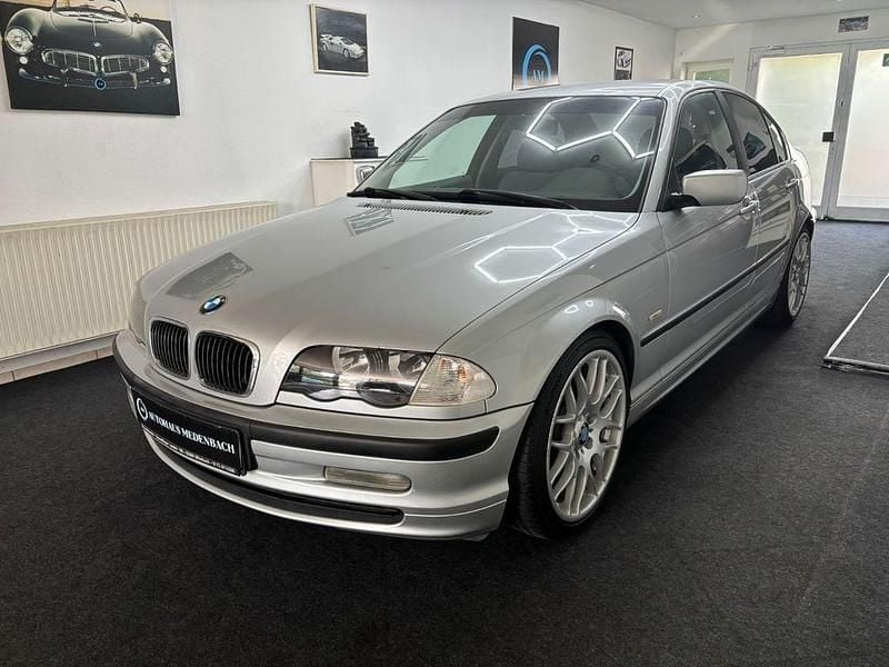 Silber Gebraucht 1999 BMW 320 Limousine | 3.790 € (Fairer Preis) - Bild 1/4
