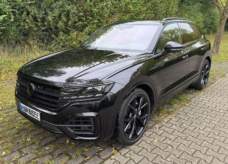 Schwarz Gebraucht 2021 VW Touareg R SUV | 53.900 € (Fairer Preis) - Bild 1/4