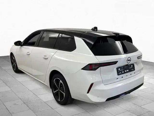 Gebraucht Opel Astra 131 PS (96 kW) 2025 Lack weiss banquise/typ aussen Kleinwagen