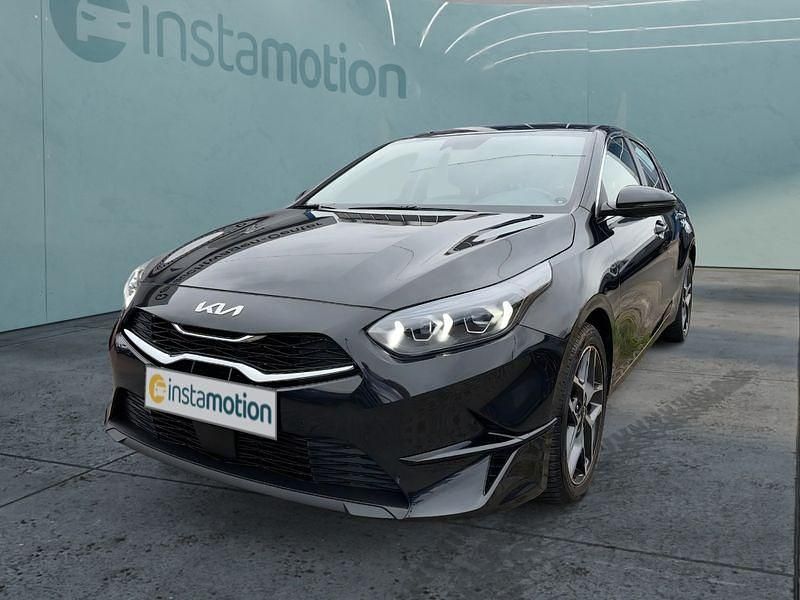 Schwarz Gebraucht 2024 Kia Ceed Kleinwagen | 26.649 € - Bild 1/4