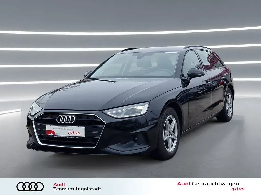 Gebraucht Audi A4 Comfort 163 PS (119 kW) 2023 Brillantschwarz Kombi