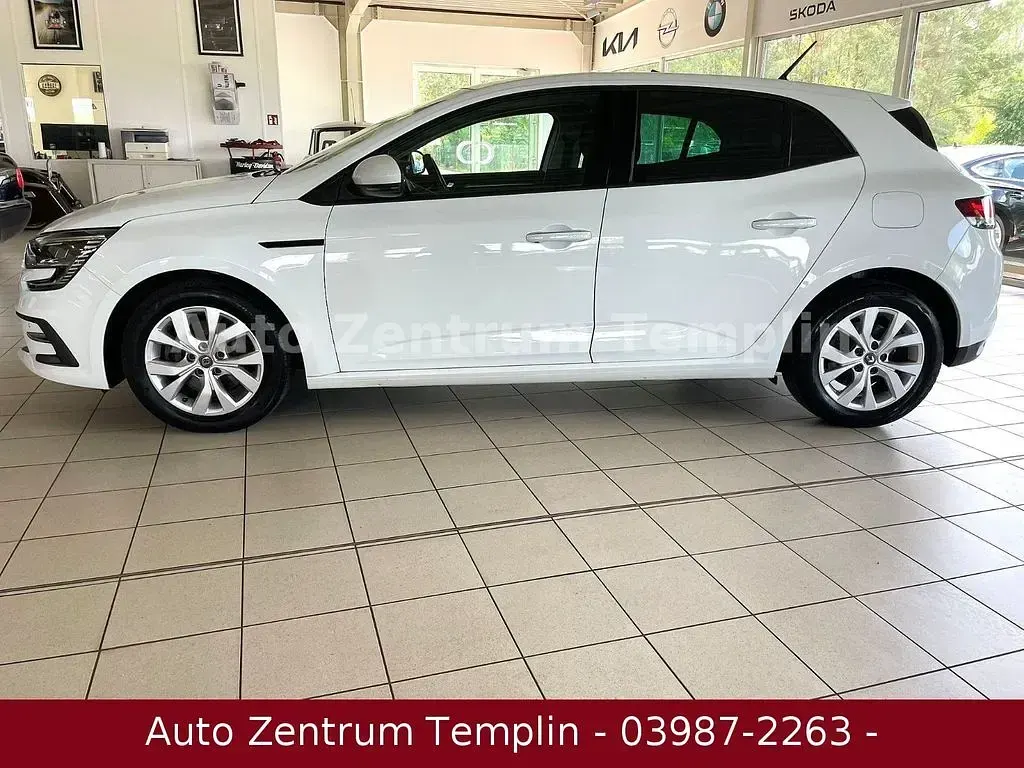 Gebraucht Renault Mégane 158 PS (116 kW) 2021 Weiß Limousine