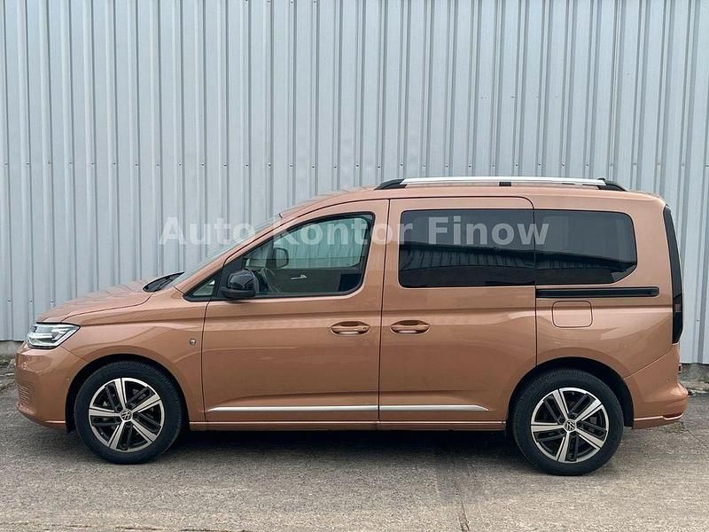 Gebraucht VW Caddy Style 114 PS (83 kW) 2023 Blau Van / Kleinbus