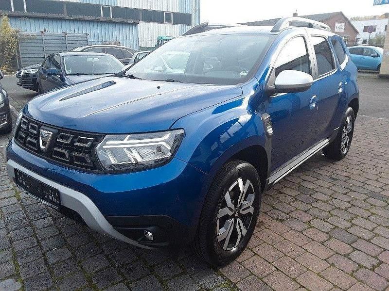 Blau Gebraucht 2022 Dacia Duster Prestige SUV | 16.900 € (Guter Preis) - Bild 1/4