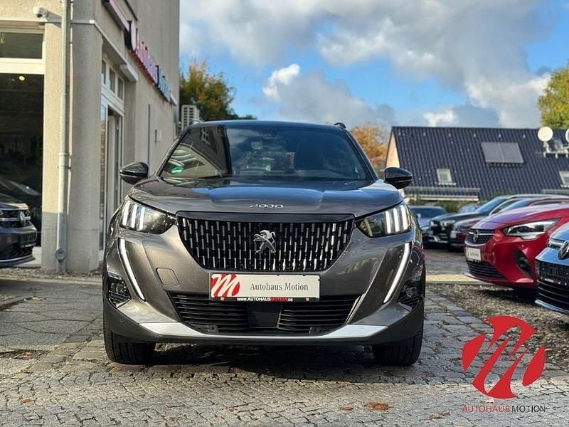 Gebraucht Peugeot 2008 GT 131 PS (96 kW) 2021 Lackierung platiniumgrau/typ SUV